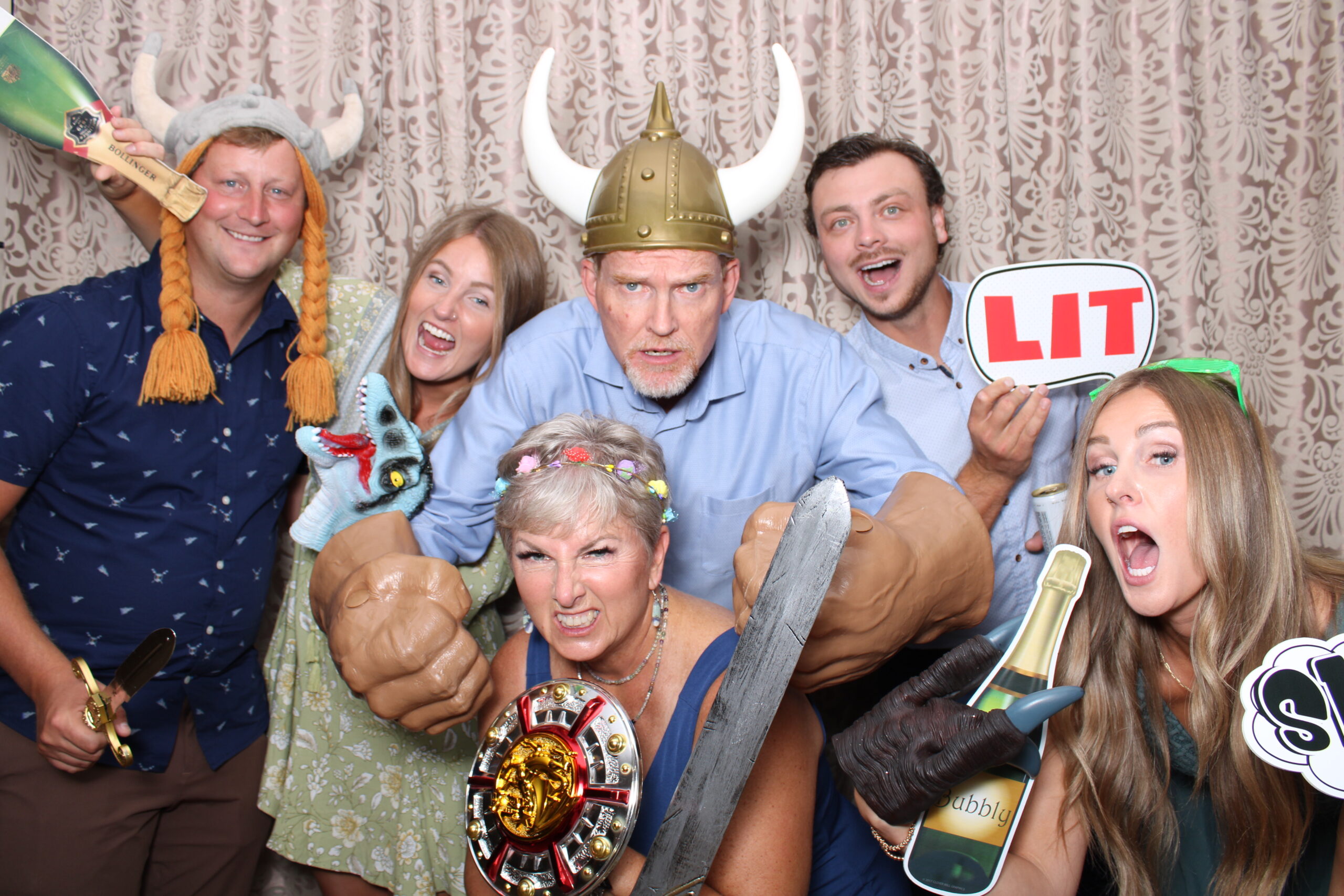 wedding photo booth